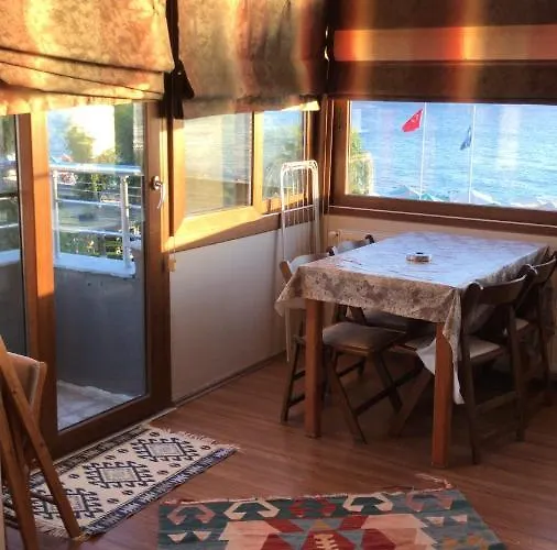 Onder Butik Hotell Dikili